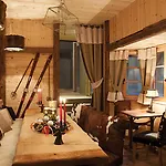 Hotel The Originals Boutique, La Ferme Du Pape, 3*