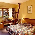 Hotel The Originals Boutique, La Ferme Du Pape,