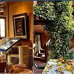 Hotel The Originals Boutique, La Ferme Du Pape, 3*