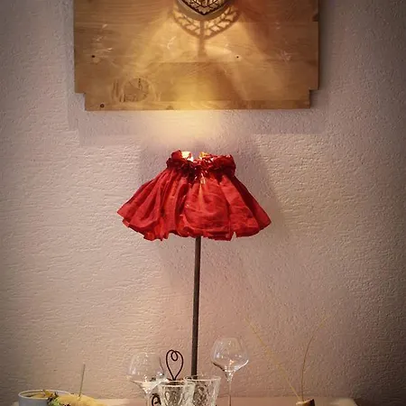 酒店 The Originals Boutique, La Ferme Du Pape, 埃圭斯海姆