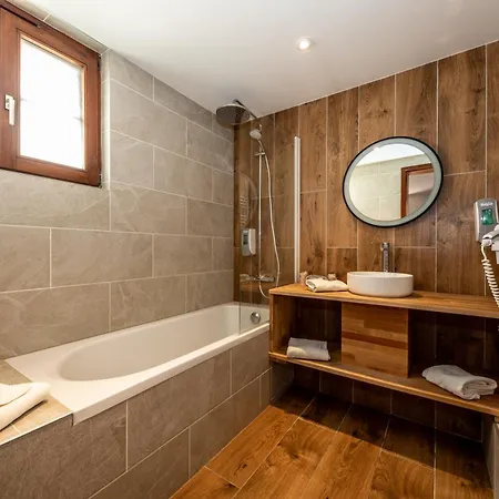 The Originals Boutique, La Ferme Du Pape, Hotel
