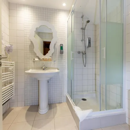 Hotel The Originals Boutique, La Ferme Du Pape,