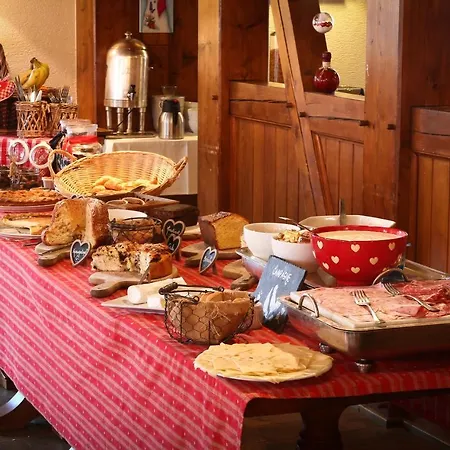 The Originals Boutique, La Ferme Du Pape, 3*