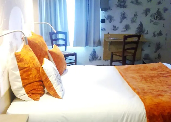 Hotel The Originals Boutique, La Ferme Du Pape, 3*