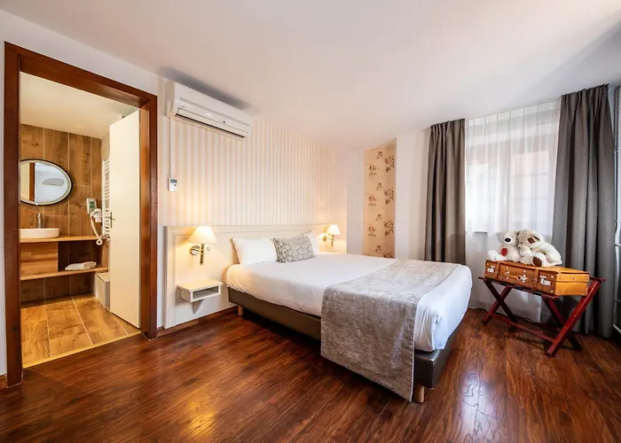 The Originals Boutique, La Ferme Du Pape, 3*