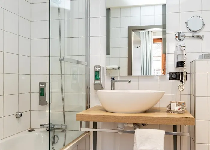 Hotell The Originals Boutique, La Ferme Du Pape, 3*