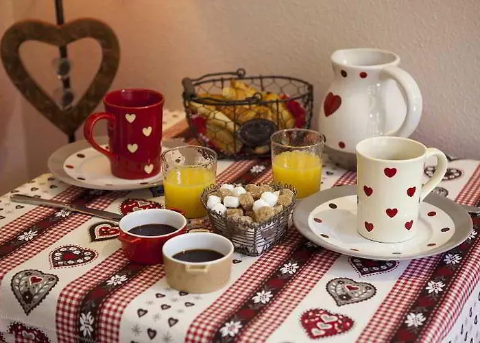 Hotel The Originals Boutique, La Ferme Du Pape,