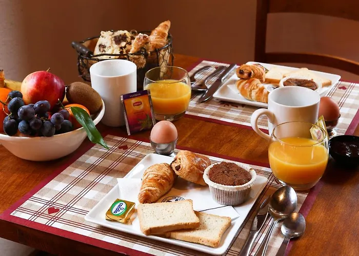 Hotel The Originals Boutique, La Ferme Du Pape,